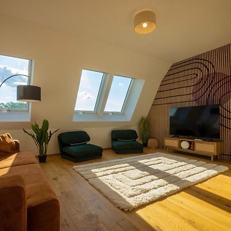 Orestaliving - Penthouse In 2Nd District With View Wien Exterior foto